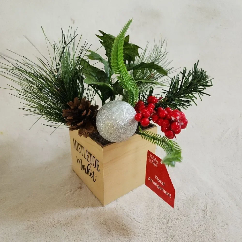 New Christmas Centerpiece Decor